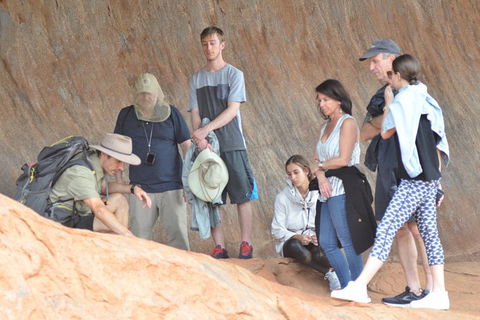 Uluru Small Group Tour Including Sunset - Accommodation Brisbane 8