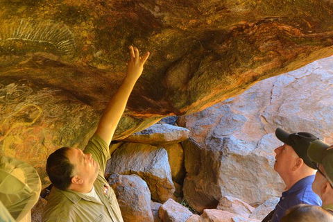 Uluru Small Group Tour Including Sunset - Accommodation Brisbane 9