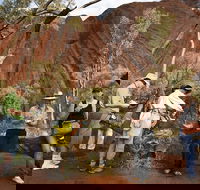 Full Uluru Base Walk at Sunrise Including breakfast - Accommodation Brisbane