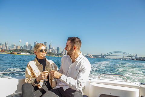 Private Sydney Harbour Lunch Cruise Including Unlimited Drinks - Accommodation Brisbane 2