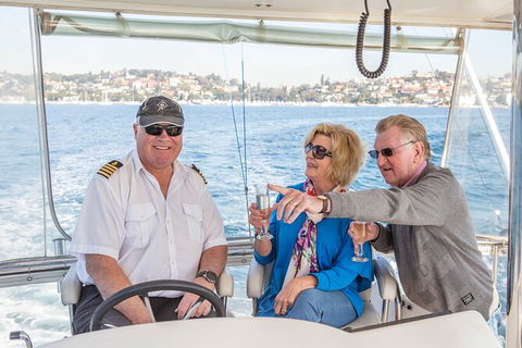 Private Sydney Harbour Lunch Cruise Including Unlimited Drinks - Accommodation Brisbane 3