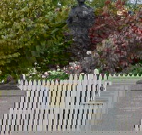 Alexander Cameron Statue - Accommodation Brisbane