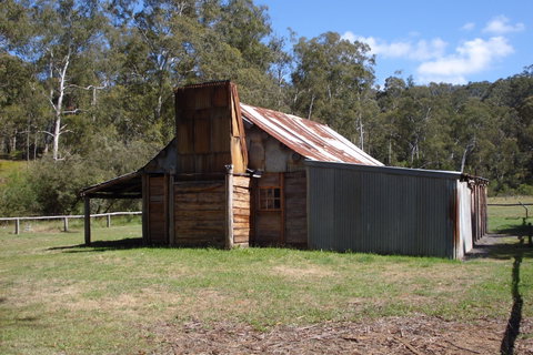 Fry's Hut - Accommodation Brisbane 0
