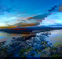 Hanging Rock - Accommodation Brisbane