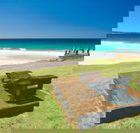 Short Point Beach - Accommodation Brisbane