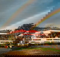 Stefani Hilltop Gallery - Accommodation Brisbane