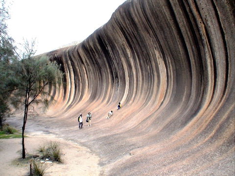 Wave Rock - Accommodation Brisbane 2