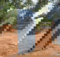 Sculptures in the Scrub Walking Track - Accommodation Brisbane