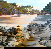 One Man Bluff - Accommodation Brisbane