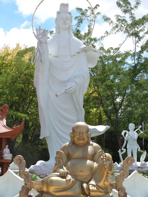 Sakyamuni Buddhist Centre/Van Hanh Monastery - Accommodation Brisbane 2