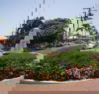 Yeppoon War Memorial - Accommodation Brisbane