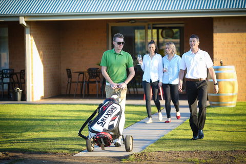 Howlong Golf Resort - Accommodation Brisbane 1