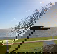 The Donald Campbell Obelisk - Accommodation Brisbane