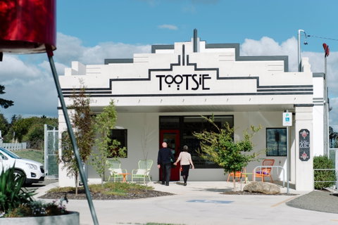 Tootsie Art And Design - Accommodation Brisbane 0