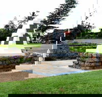 Dunwich War Memorial - Accommodation Brisbane