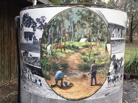 Tatong Tavern Water Tank - Accommodation Brisbane 0