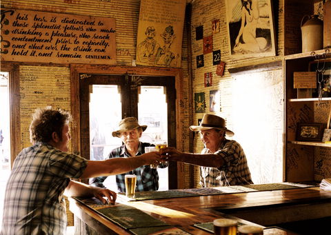 Tilpa Hotel - Accommodation Brisbane 0