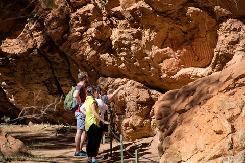 Yeperenye / Emily And Jessie Gaps Nature Park - Accommodation Brisbane 2