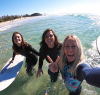 Private Surf Lesson in Caves Beach - Accommodation Brisbane
