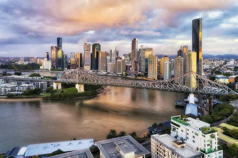 Arrival Private Transfers: Brisbane Airport BNE To Brisbane In Business Car - Accommodation Brisbane 5
