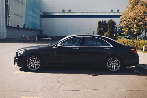 Arrival Private Transfers: Brisbane Airport BNE To Brisbane In Business Car - Accommodation Brisbane 0