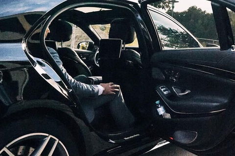 Arrival Private Transfers: Adelaide Airport ADL To Adelaide In Business Car - Accommodation Brisbane 4