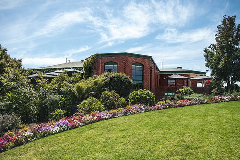 Yarra Valley Premium Tour Inc Lunch And Cheese And Wine Pairing At De Bortoli - Accommodation Brisbane 5