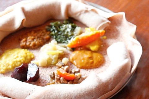 African Trails - Accommodation Brisbane 0