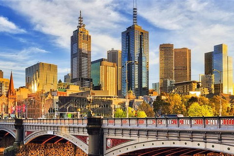 Arrival Private Transfers: Melbourne Airport MEL To Melbourne In Luxury Van - Accommodation Brisbane 2