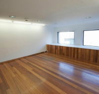 Raglan Street Gallery - Accommodation Brisbane