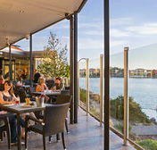 Lakes Resort Hotel - Accommodation Brisbane