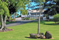 St Bernards Hotel - Accommodation Brisbane 2