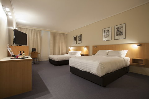 Dingley International Hotel - Accommodation Brisbane 2