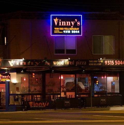 Vinny's Woodfire Pizza - Accommodation Brisbane 2