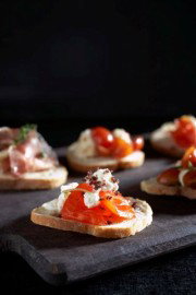 Vini - Accommodation Brisbane 0