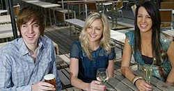 Vaucluse Hotel - Accommodation Brisbane 3