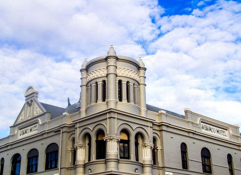 Subiaco Hotel - Accommodation Brisbane 1