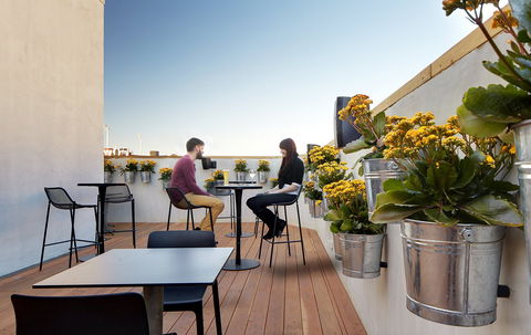 Subiaco Hotel - Accommodation Brisbane 2