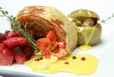 Charlie's - Accommodation Brisbane 2