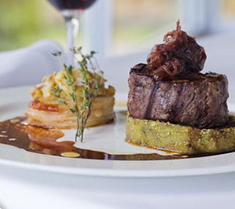 Chris's Beacon Point Restaurant - Accommodation Brisbane 0