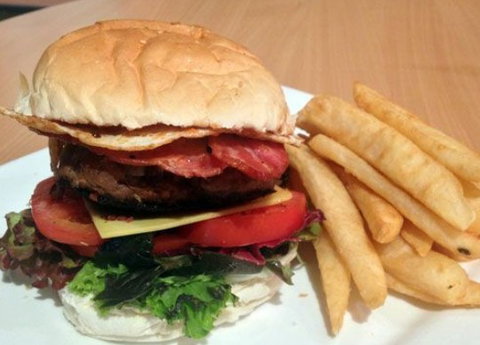 The Shell Club - Accommodation Brisbane 0