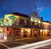 Town Hall Hotel - Accommodation Brisbane