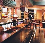 Tudor Inn Hotel - Accommodation Brisbane