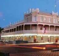 The Rose Hotel - Lounge Bar - Accommodation Brisbane
