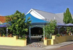 Georges Meze - Accommodation Brisbane 2