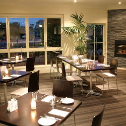 AJs Bar & Bistro - Accommodation Brisbane 3