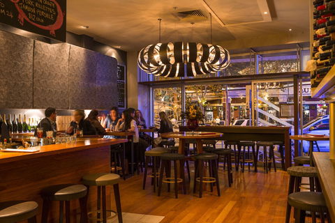 Must Winebar - Accommodation Brisbane 1