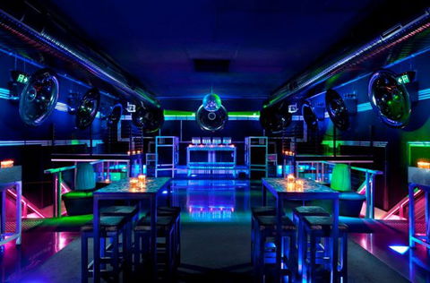 Jett Black - Accommodation Brisbane 1