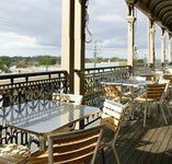 Balgownie Hotel - Accommodation Brisbane