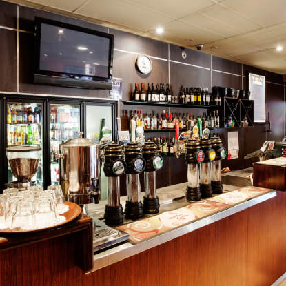 Upper Ross Hotel - Accommodation Brisbane 5